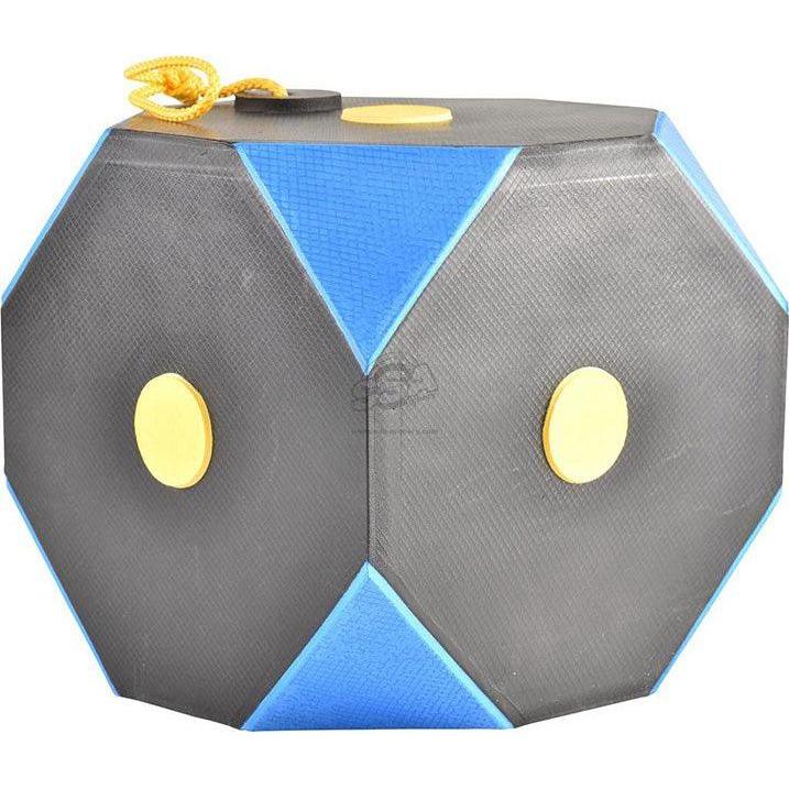 Avalon Cube ammuntatausta